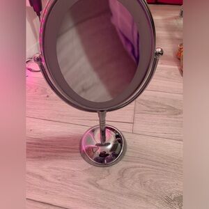 led mirror